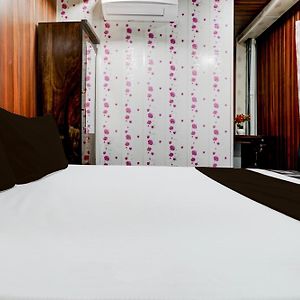 Hotel Amma Bhau Residency Lokhandwala Complex Andheri West Mumbai